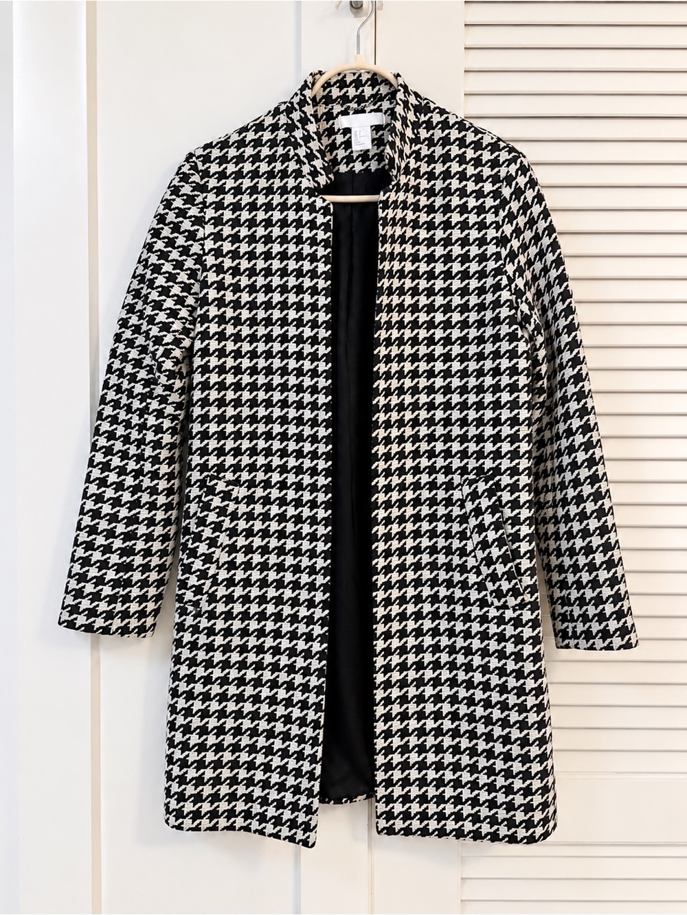 H&M Black & White Houndstooth Pea Coat